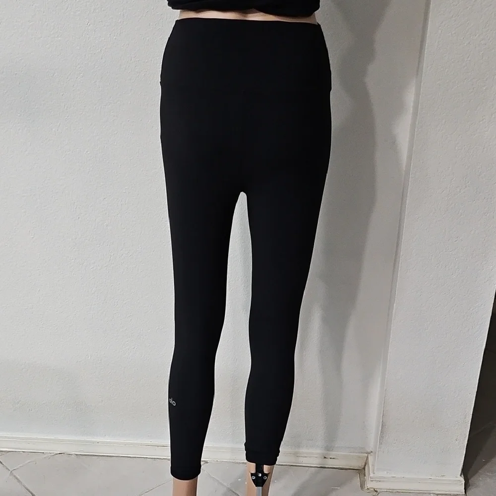 ALO Yoga Black High-Waist Ripped Leggings - Picture 8 of 8